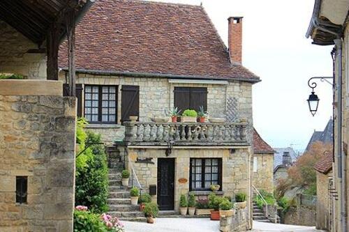 Saint-Robert (Corrèze)