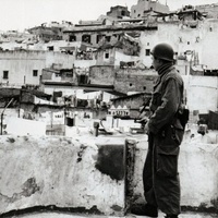Zouaves montant la garde dans la Casbah - Guerre d'Algérie