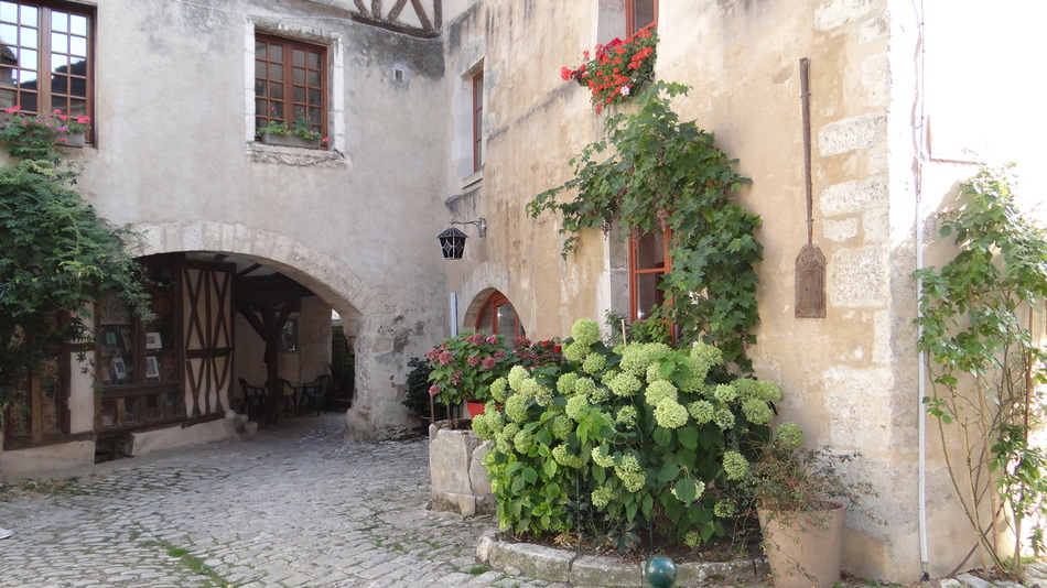 Noyers (sur Serein)