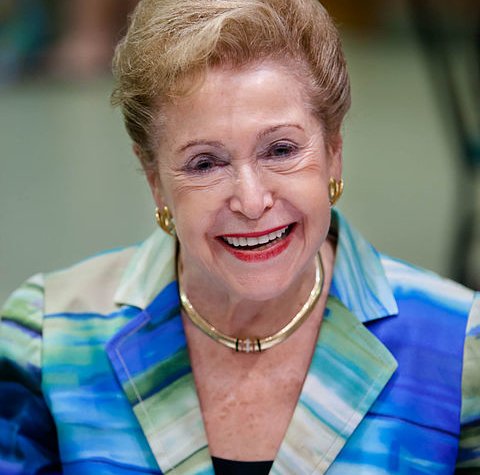 Mary Higgins Clark 1927-2020