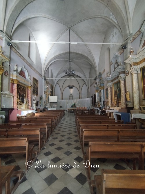 Bargemon, l'église Saint Étienne