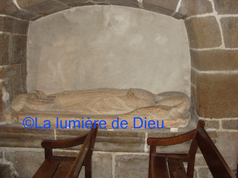 Le mont Saint Michel : L'église Saint Pierre