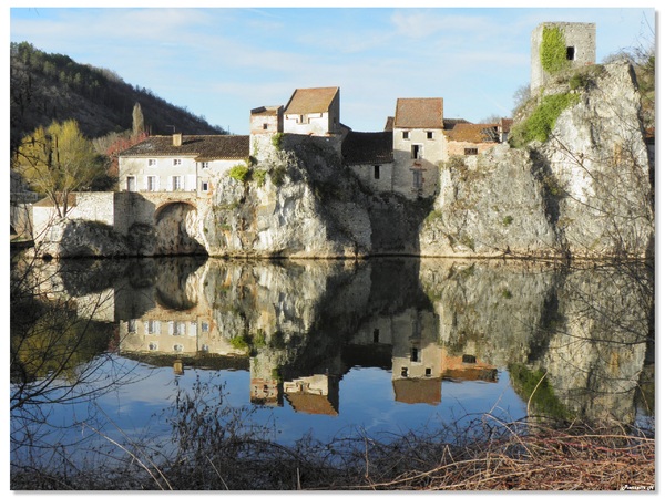 Reflets de Laroque-des-Arcs