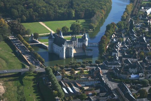 Le château de Sully sur Loire