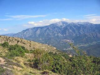 Des merveilles au pays d'Alysse - Le Tour du Coronat - 6eme jour   Llugols (730 m) - Jujols (940 m) 18 kms.