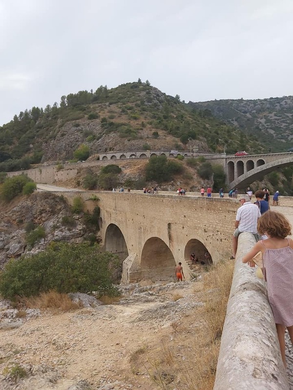 LE VILLAGE DE SAINT GUILHEM LE DESERT dans l'HERAULT    (2)