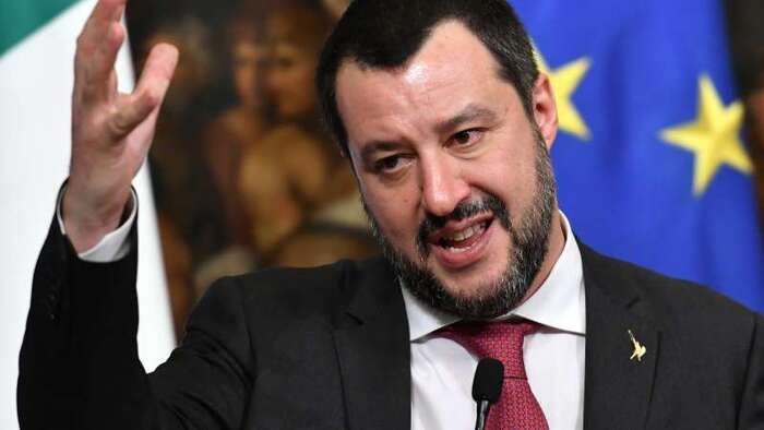 Crise diplomatique entre Rome et Paris: Salvini se dit prêt à rencontrer Macron