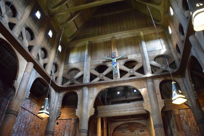 Heddal - L'église en bois debout - Le Christ