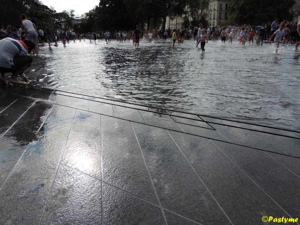 NANTES.....comme à BORDEAUX...