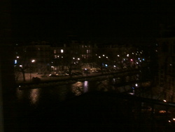 vue de l'hotel de nuit!!