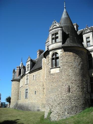 chateau-chateaubriant-1.jpg