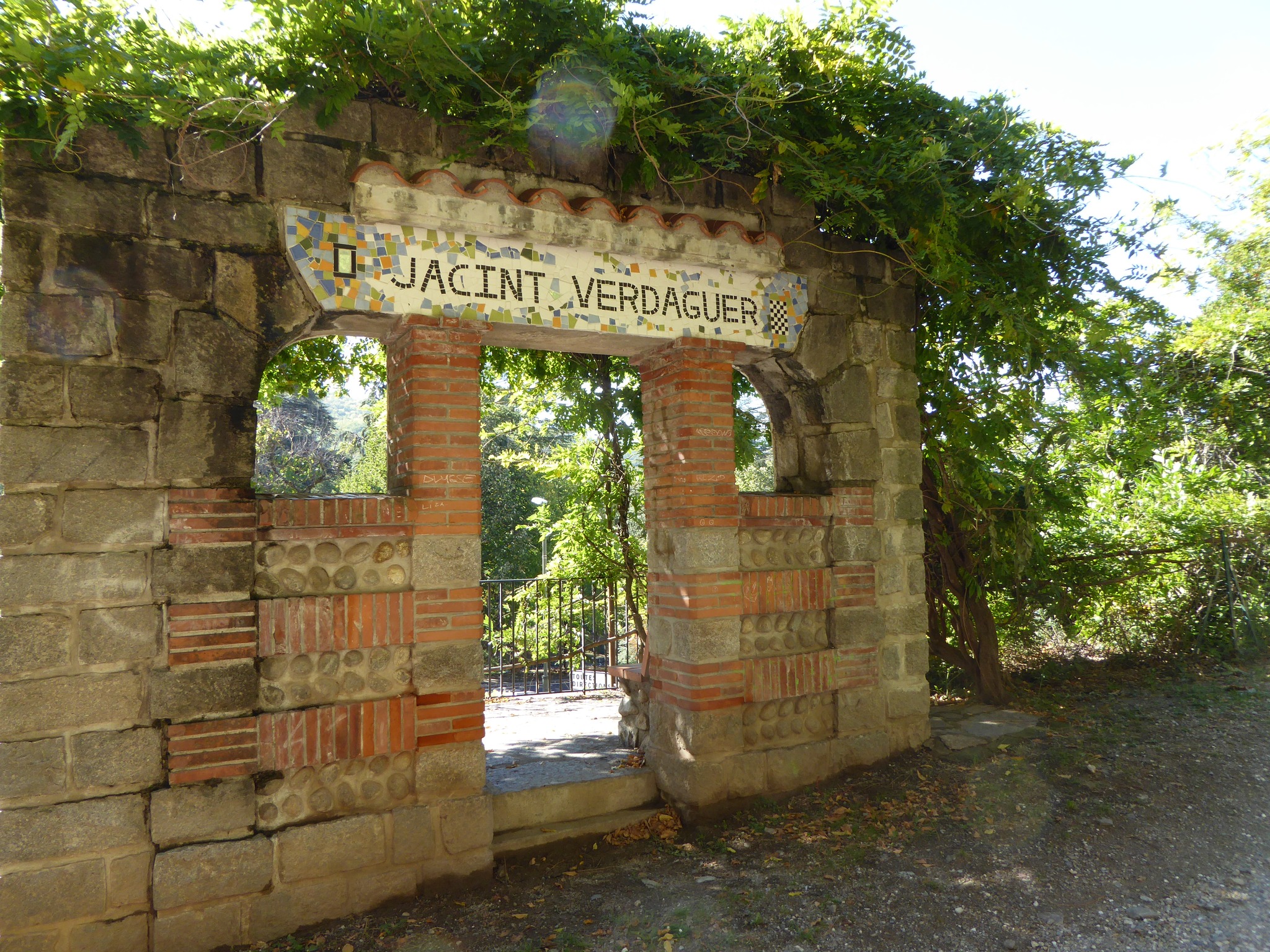 Peut être une image de texte