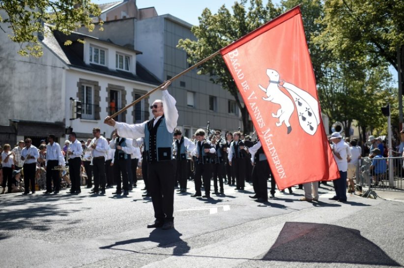 Lors de la Grande Parade des nations celtes, point d'orgue du Festival interceltique de Lorient, le 5 août 2018