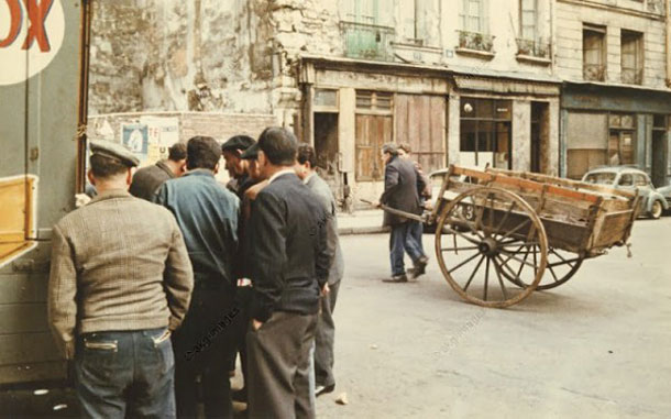 A-Colourful-Look-At-Life-In-Paris-During-1950s-9