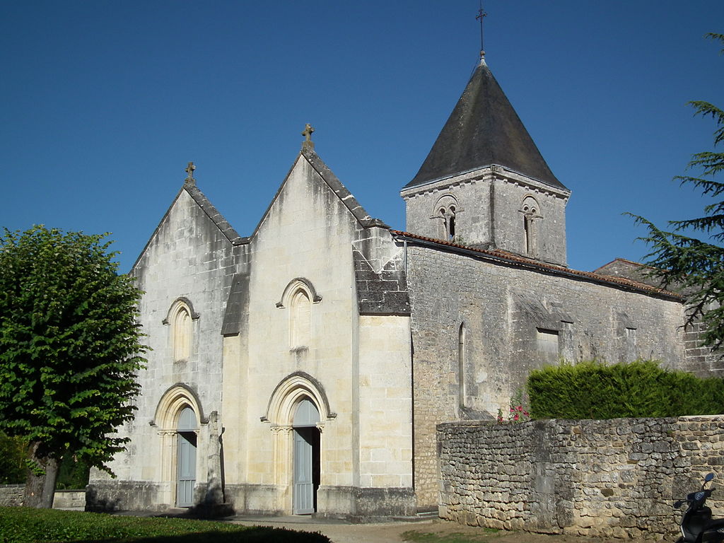 Eglise de Saint-Germain-de-Lusignan.JPG