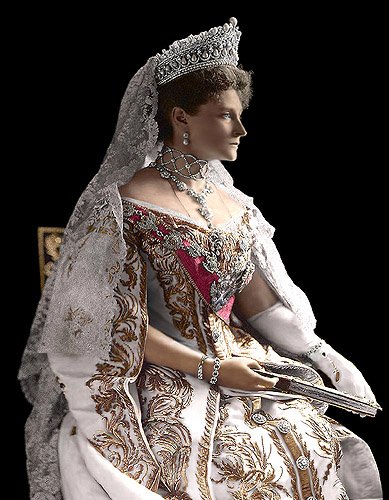 Alexandra Romanov : Tsarine de Russie.