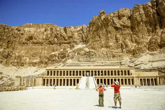 Hurghada : vallée des Rois d'Hatchepsout et Karnak à Louxor | GetYourGuide