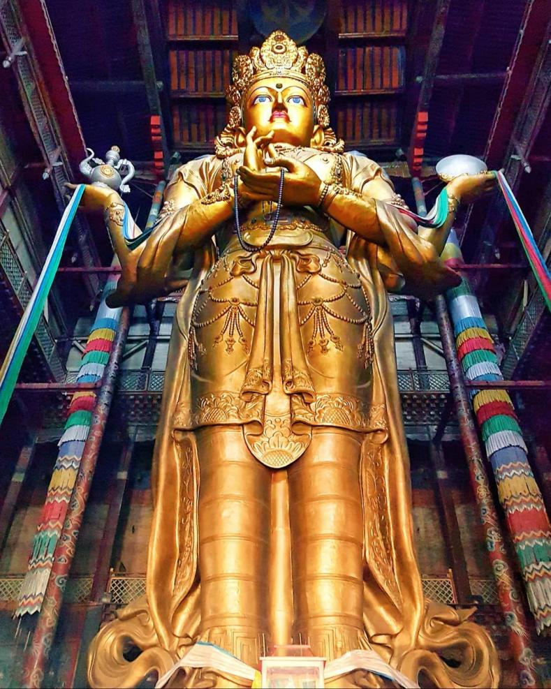 RÃ©sultat de recherche d'images pour "statue de Megjid-Janraisig, le bodhisattva Avalokiteshvara"