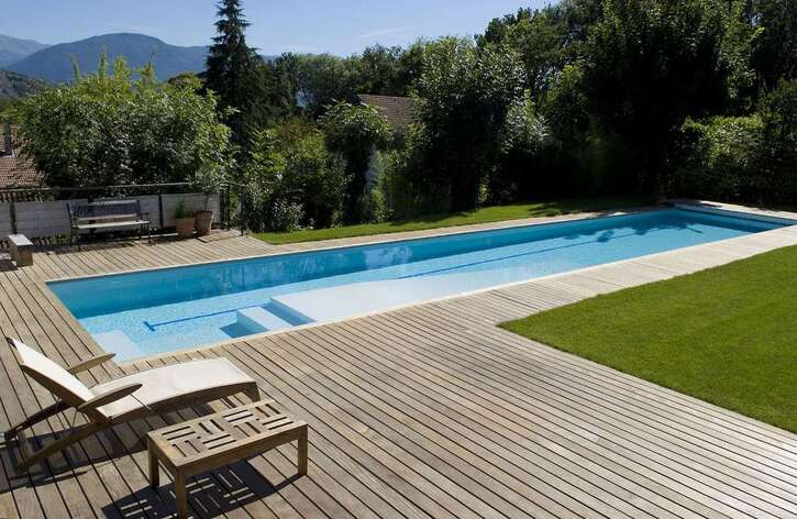 Art De Vivre 5:  Top 14 des plus belles piscines de France