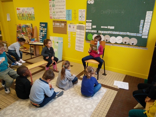 Lecture à l'autre dans le cadre du projet de l'école "l'oral"