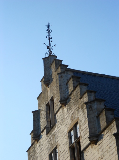 pignon de l'Hôtel de Ville