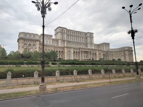 Dernier jour en Roumanie, le Palais du Parlement à Bucarest