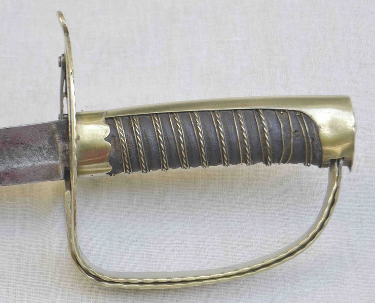 Vers 1789 : un sabre de Sous-Officier d'Infanterie à garde tournante