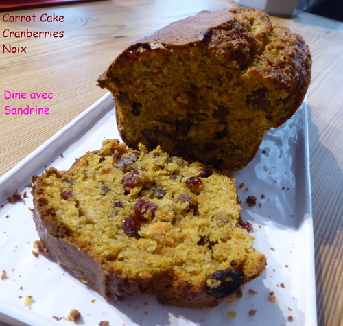 Un Carrot Cake Cranberries et Noix