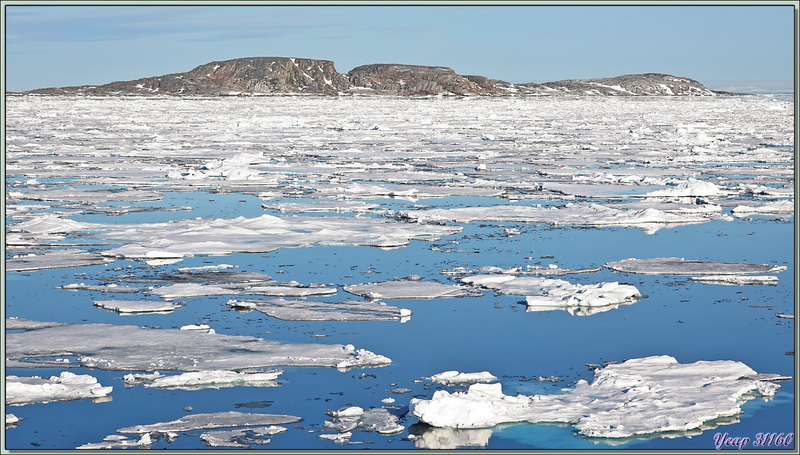 22 heures, tellement beau depuis notre cabine, qu'un tour sur le pont supérieur s'impose ! - Région des Sjuøyane (Sept îles) - Svalbard - Norvège