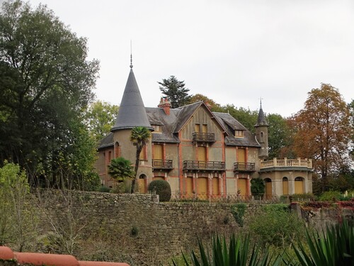 jeudi - Château de la Roche Guillaume