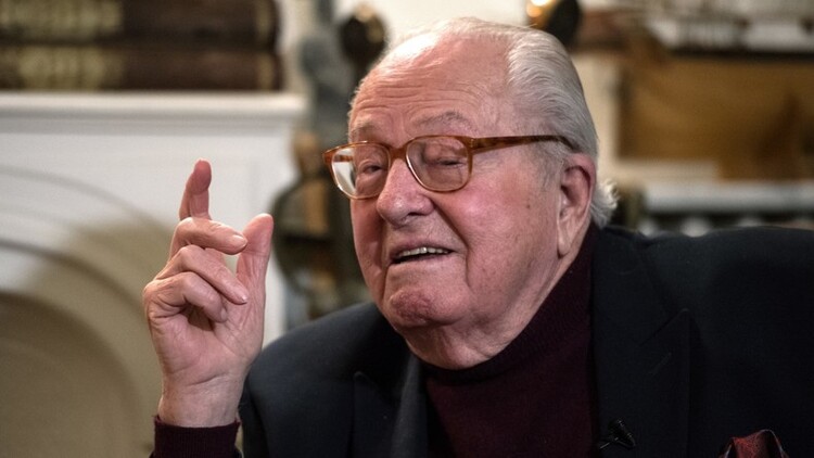 Le RN s’oppose à la PMA pour toutes, mais pas Jean-Marie Le Pen