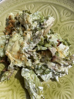 Gratin de brocolis avec un reste de poulet rôti