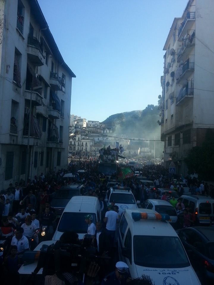 Samedi 03.05.2014 la parade du MCA dans les rues d\'Alger