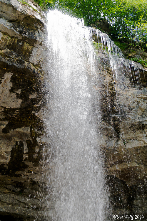 Une cascade dans tous ces états...