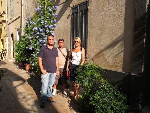 Cassis: Le jury municipal visite les maisons fleuries