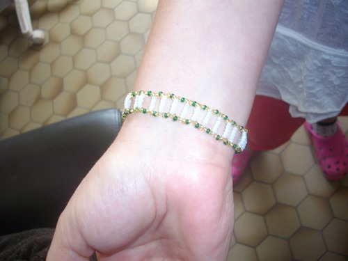 Bracelet vert et blanc