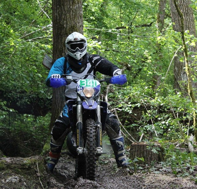 Blog de sylviebernard-art-bouteville : sylviebernard-art-bouteville, Enduro des Coteaux Charentais . Châteauneuf-sur-Charente 4.05.2014