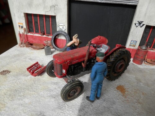 GARAGE MASSEY FERGUSON