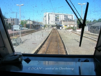 trains-cherbourg-harbor-img.jpgv