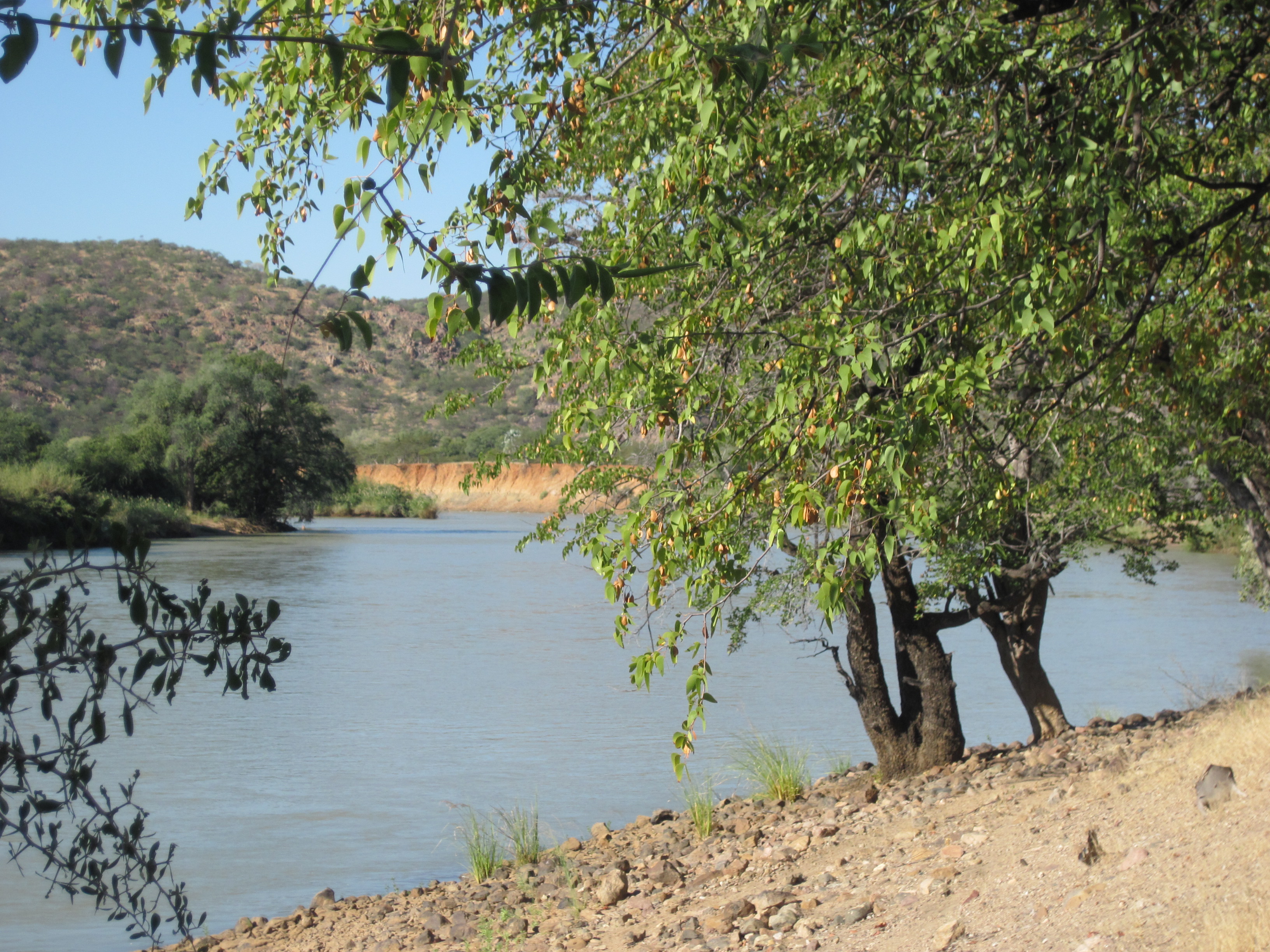 En suivant le Kunene