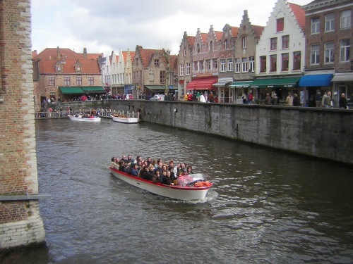 BRUGES, LA VENISE DU NORD