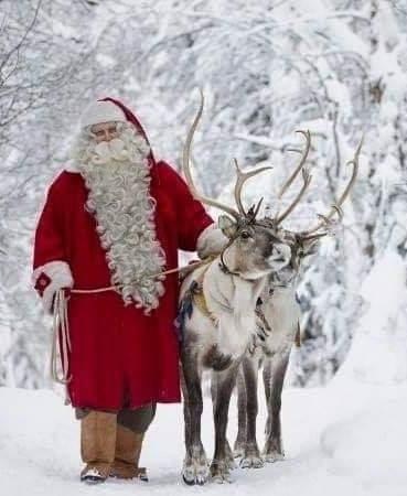 Le père noël parcoure le monde ...