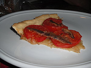 Tarte aux oignons,tomates et anchois