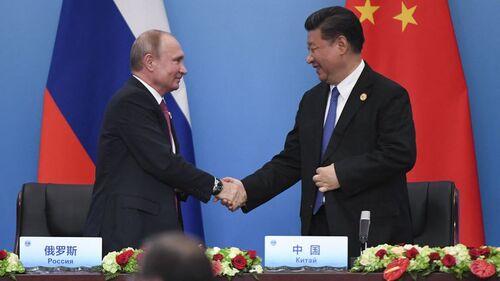 Jeux russes et chinois, Saturne