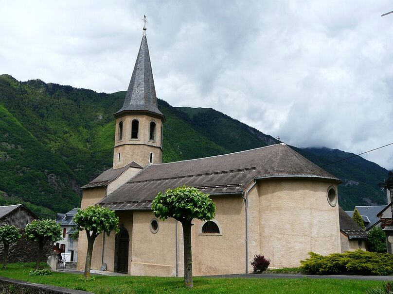 Juzet-de-Luchon église (2).JPG
