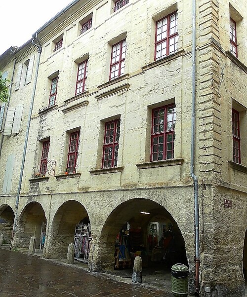 Uzès  suite 2