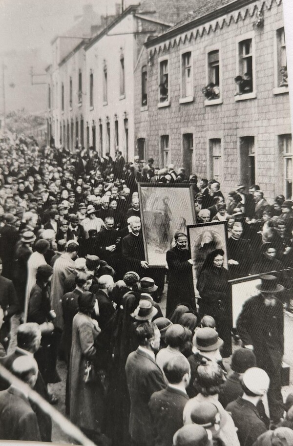 Un 25 juin à Jemeppe - années 20 (Archives du Temple de Retinne)