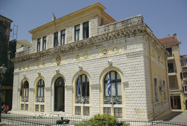 Corfou - La Mairie située sur Square Theotoki