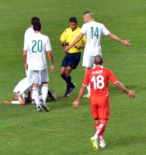 Dimanche 11.1.2015 à Tunis Préparation CAN stade Rades TUNISIE-EN 1-1