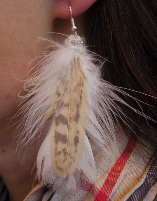 boucles d'oreilles en plumes